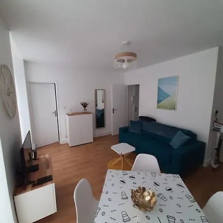 Apartamento 3* Joliment Rénové à 150m Des Thermes Bagnères-de-Luchon